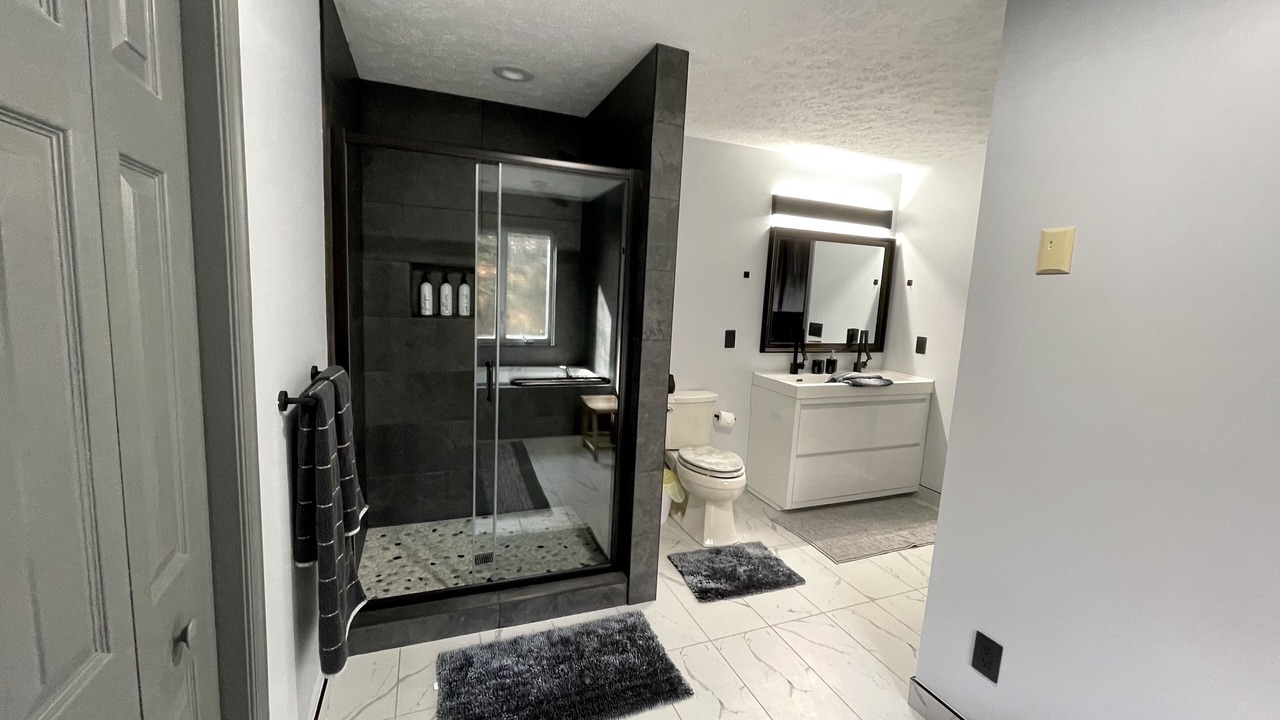 Photo of Bathroom in Pocono Pines