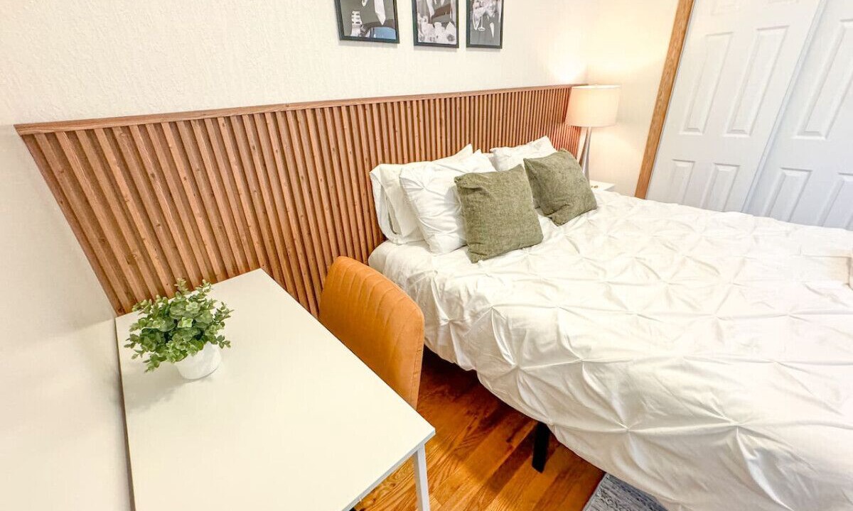 Photo of Bedroom in Ironbound District