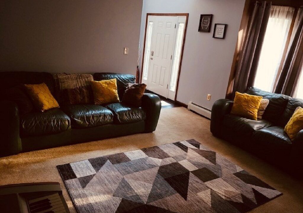 Photo of Livingroom in Brodheadsville