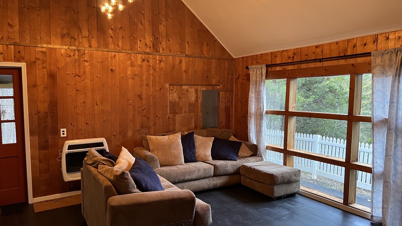 Photo of Livingroom in East Stroudsburg