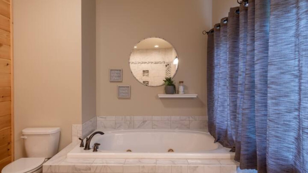 Photo of Bathroom in Elliottsburg