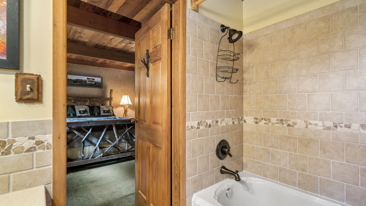 Photo of Bathroom in Smithville