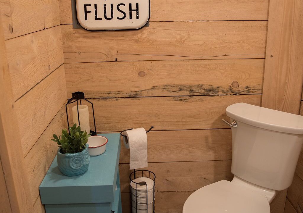 Photo of Bathroom in Sweet Valley