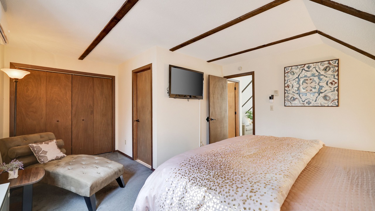 Photo of Bedroom in Hamlin