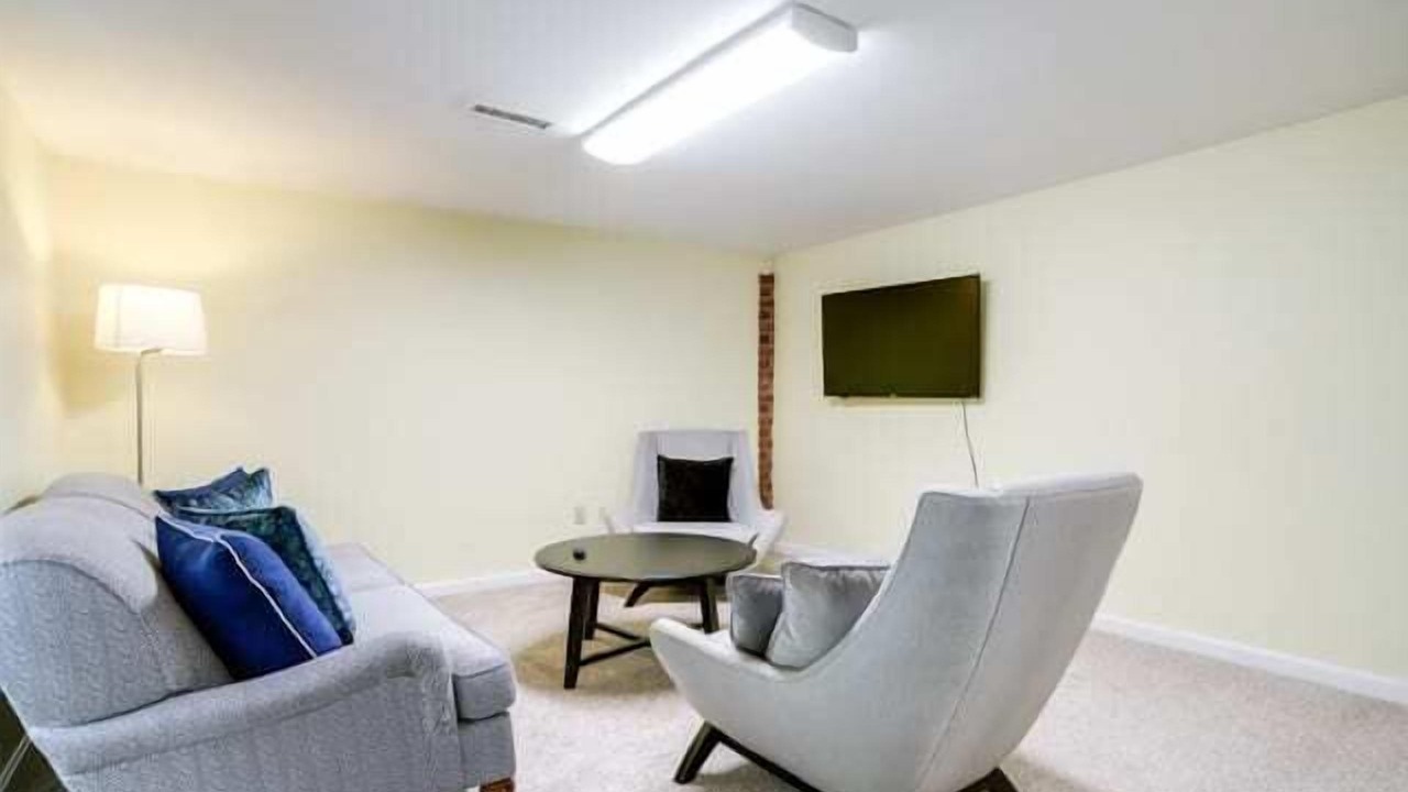 Photo of Livingroom in Silver Spring
