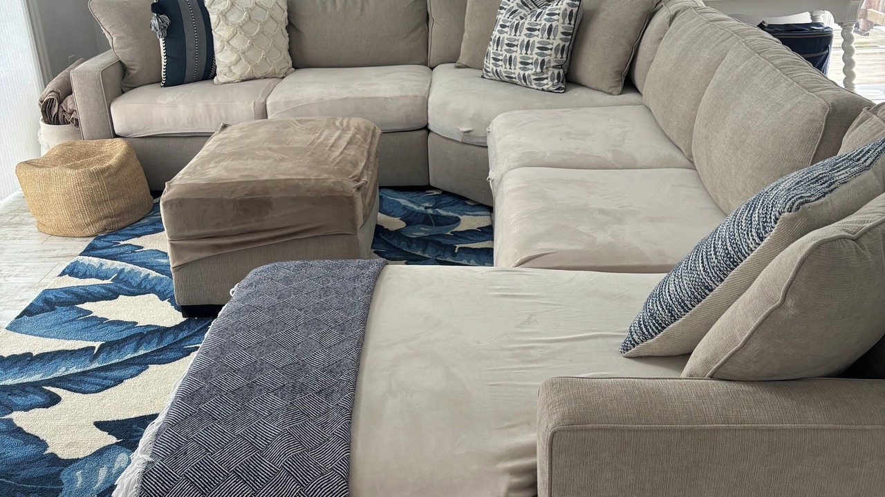 Photo of Livingroom in Beach Haven West
