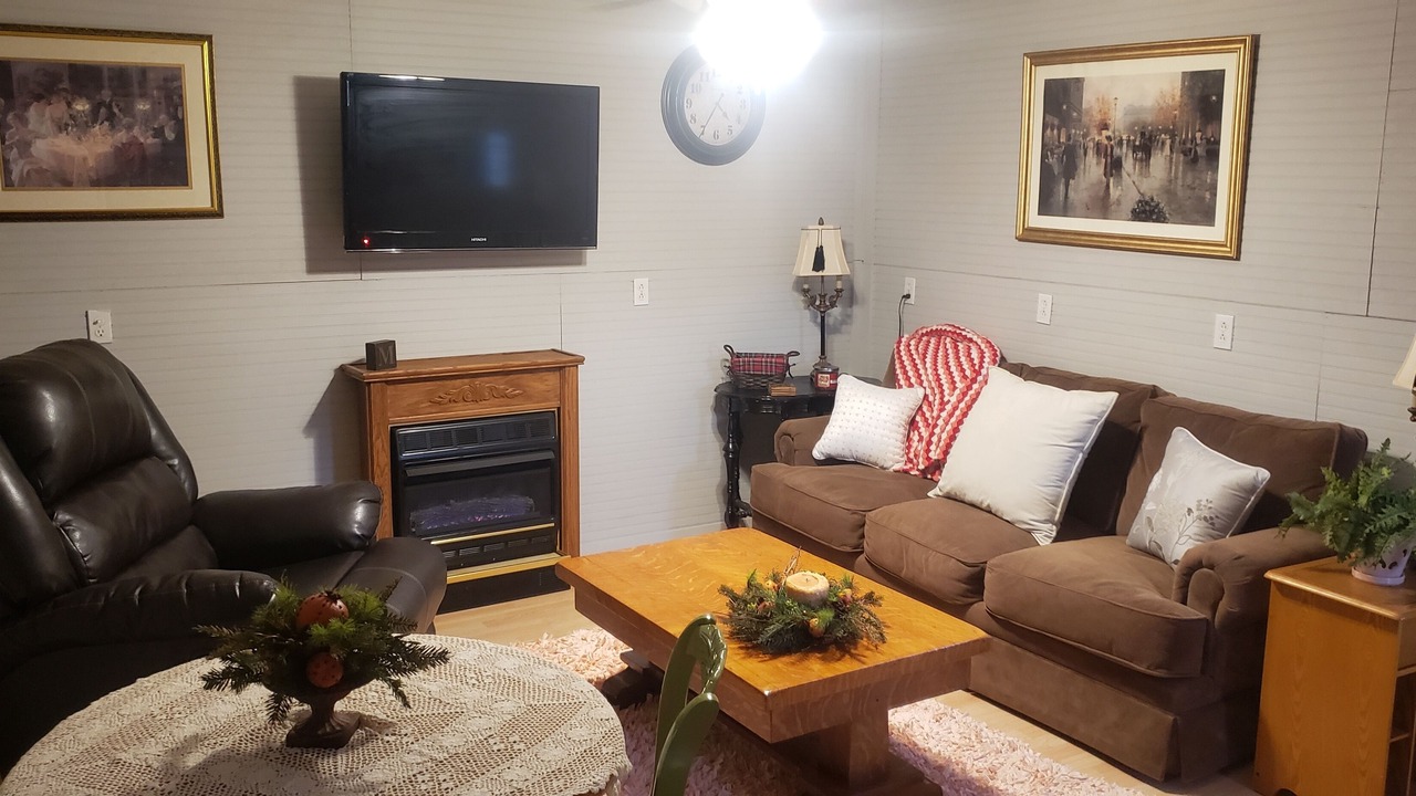 Photo of Livingroom in Nelsonville
