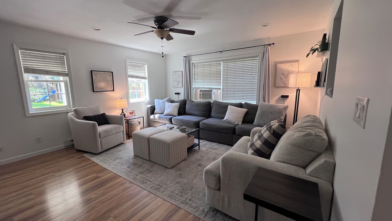 Photo of Livingroom in Bellefonte