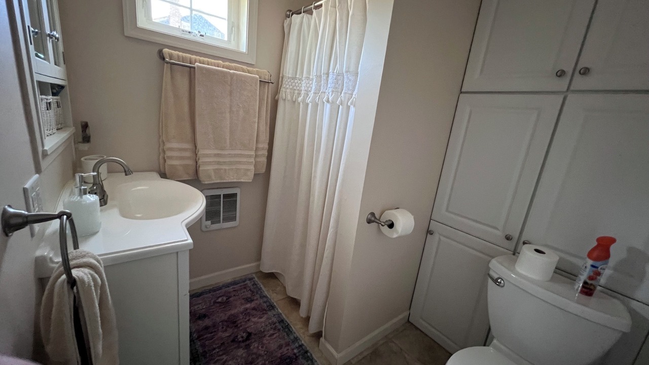 Photo of Bathroom in Bellefonte