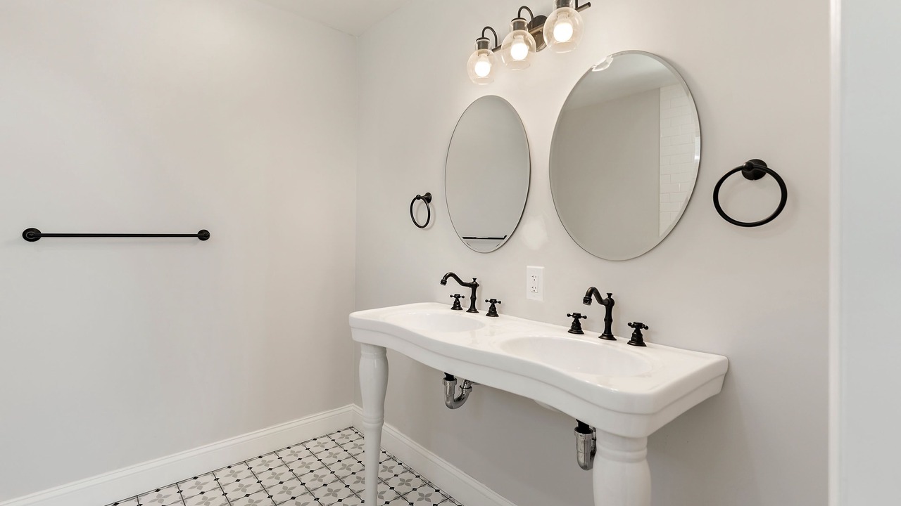 Photo of Bathroom in Point Pleasant Beach
