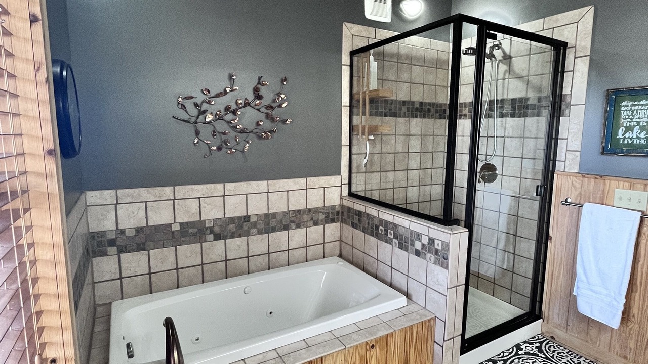 Photo of Bathroom in Scottsville