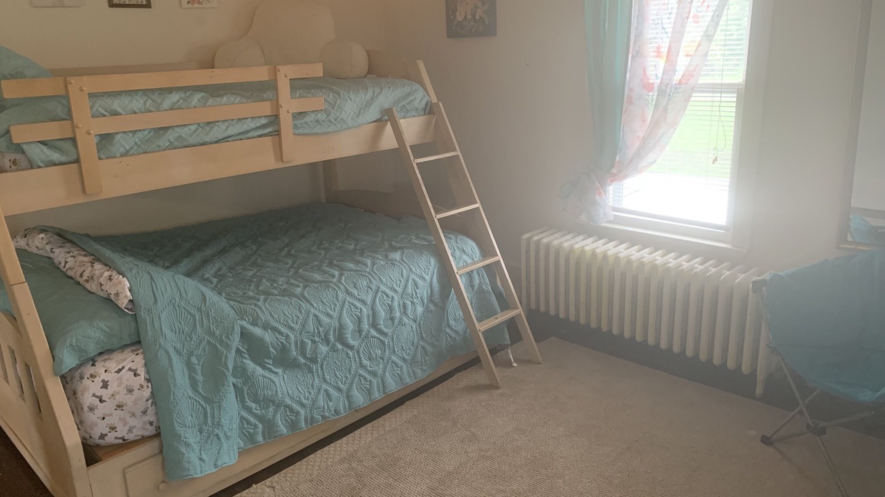 Photo of Bedroom in Berkeley Springs