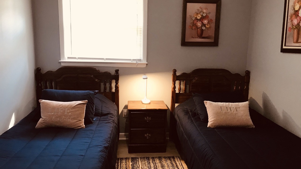 Photo of Bedroom in McCutcheon Field