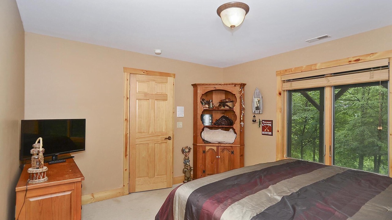 Photo of Bedroom in Timberline
