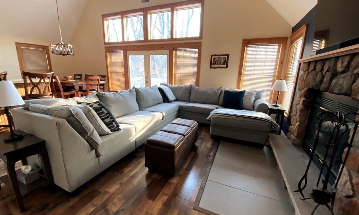 Photo of Livingroom in Tannersville