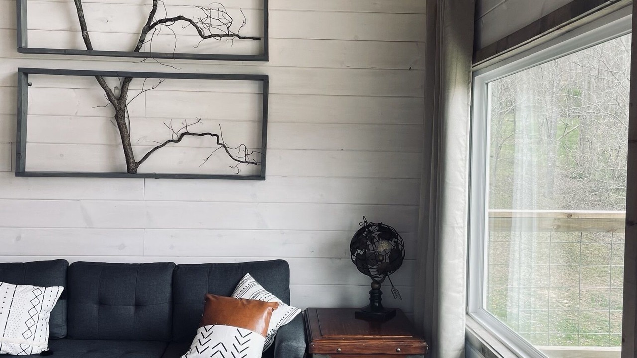 Photo of Livingroom in Weston