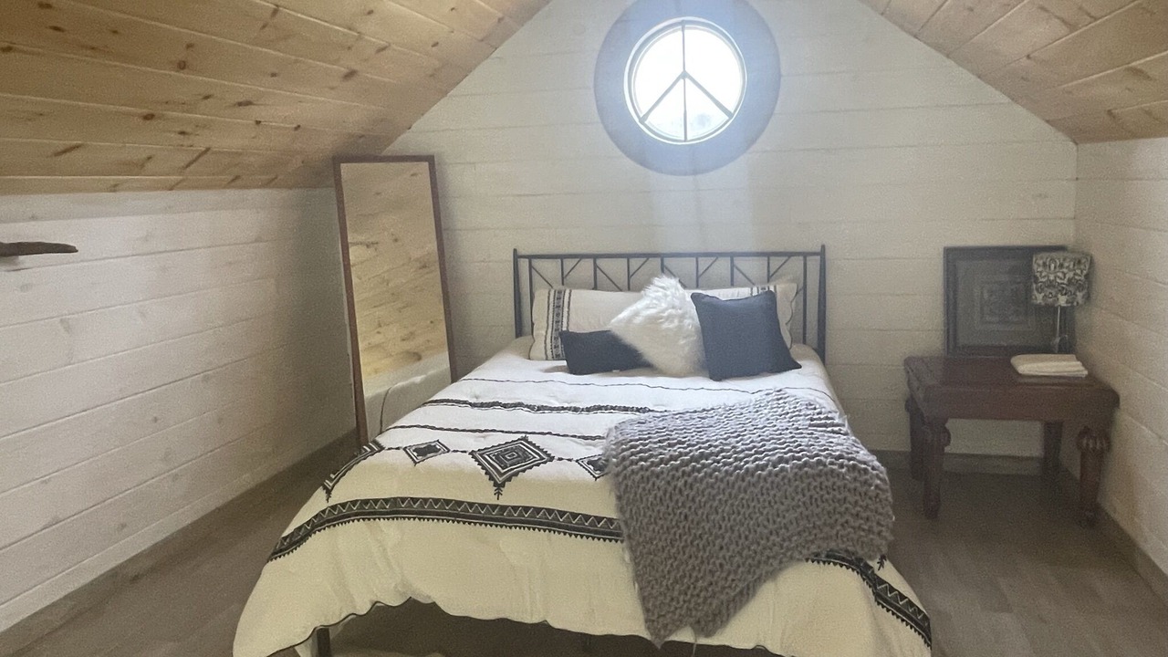 Photo of Bedroom in Weston