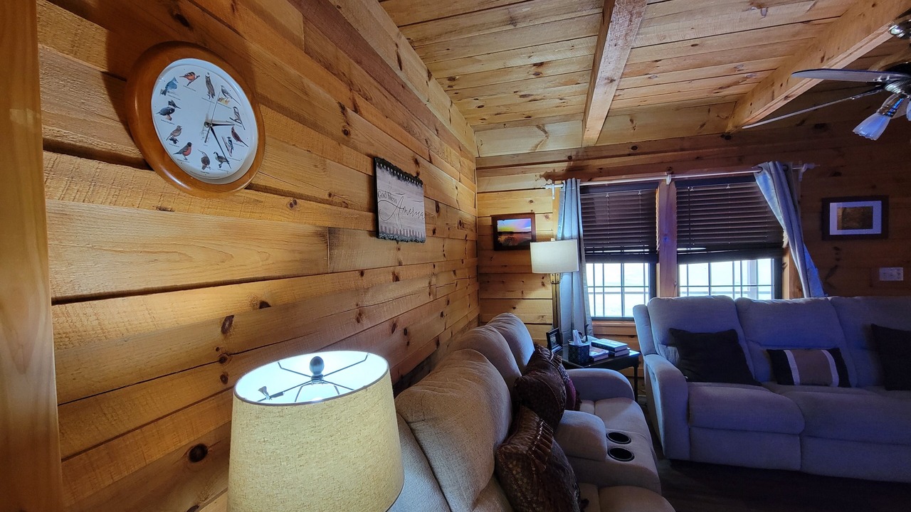 Photo of Livingroom in True