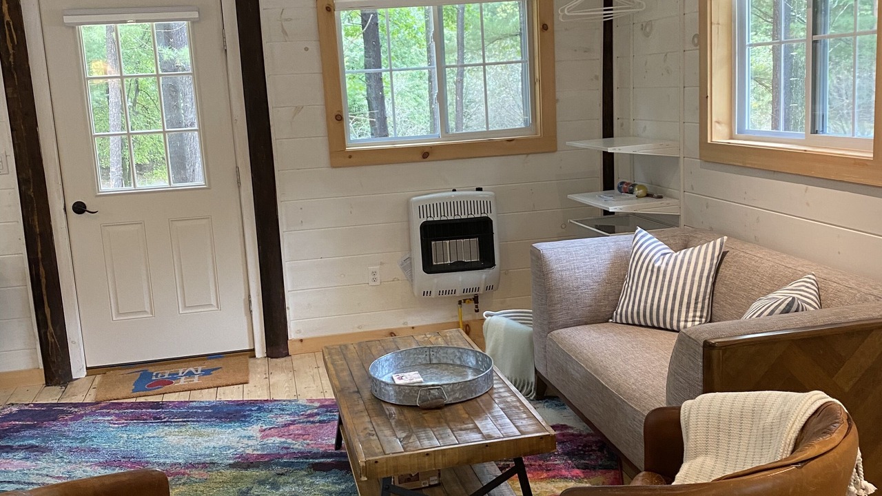 Photo of Livingroom in Valatie