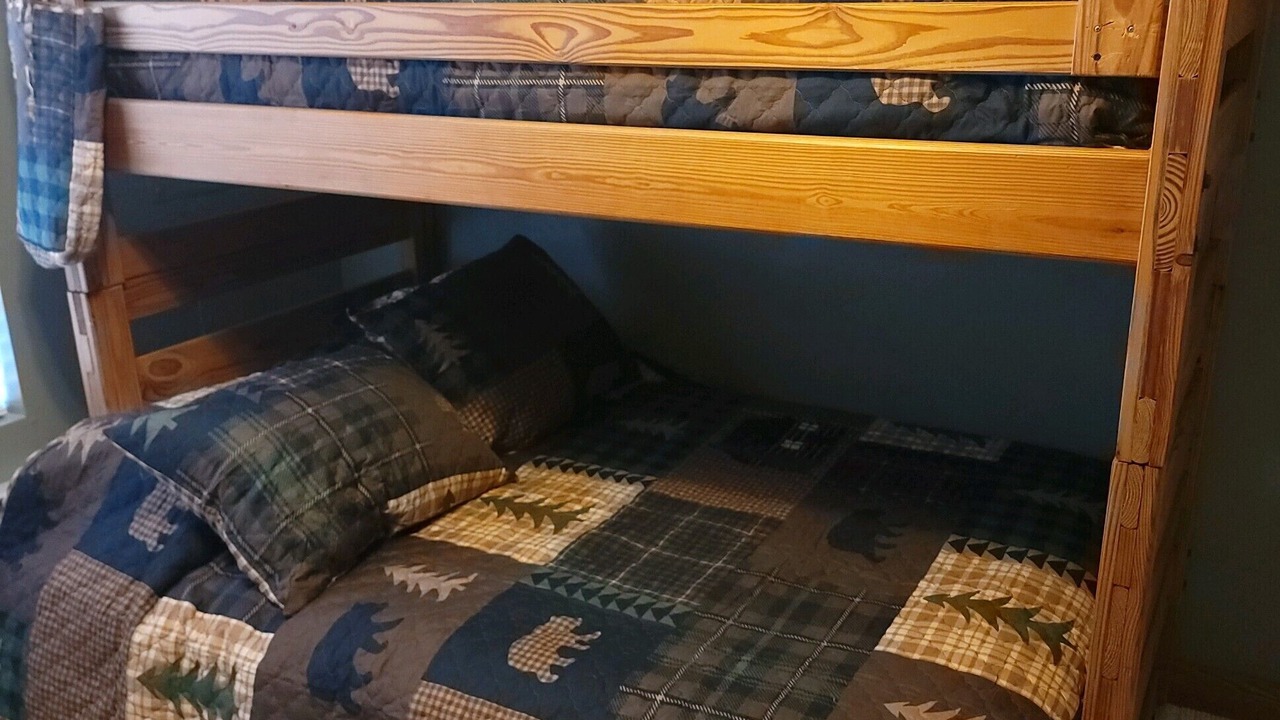 Photo of Bedroom in Seven Springs