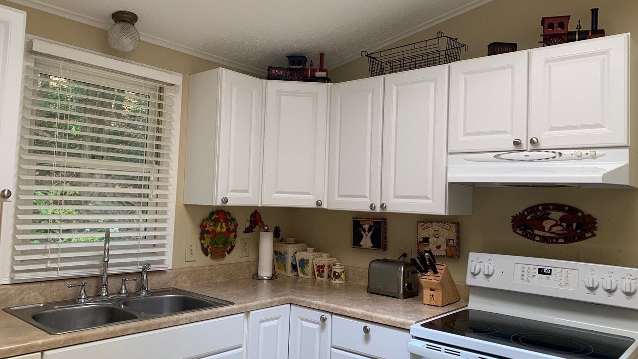 Photo of Kitchen in Deposit
