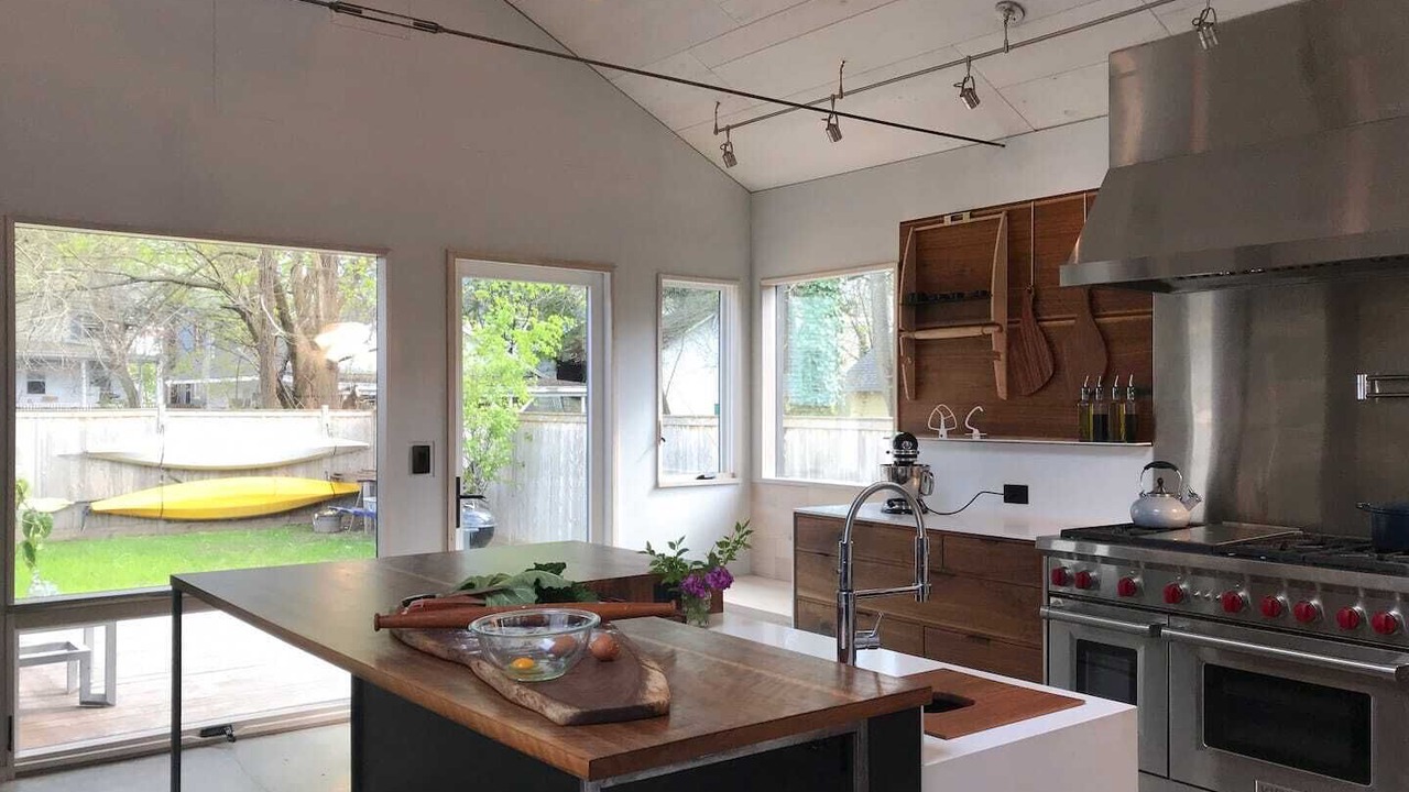 Photo of Kitchen in Kingston Stockade District