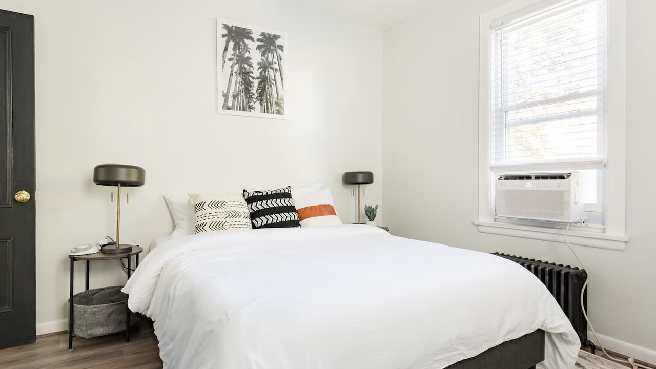 Photo of Bedroom in Kingston