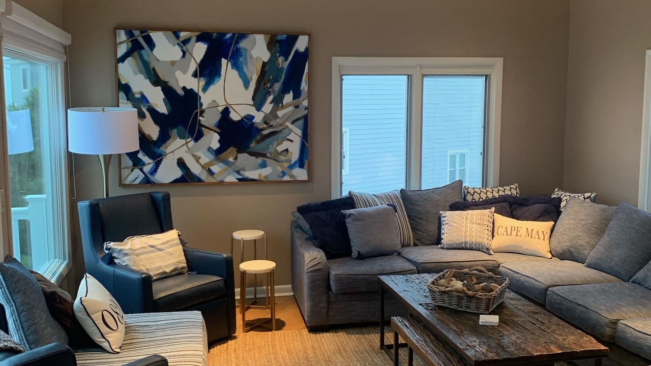 Photo of Livingroom in Admiral Estates