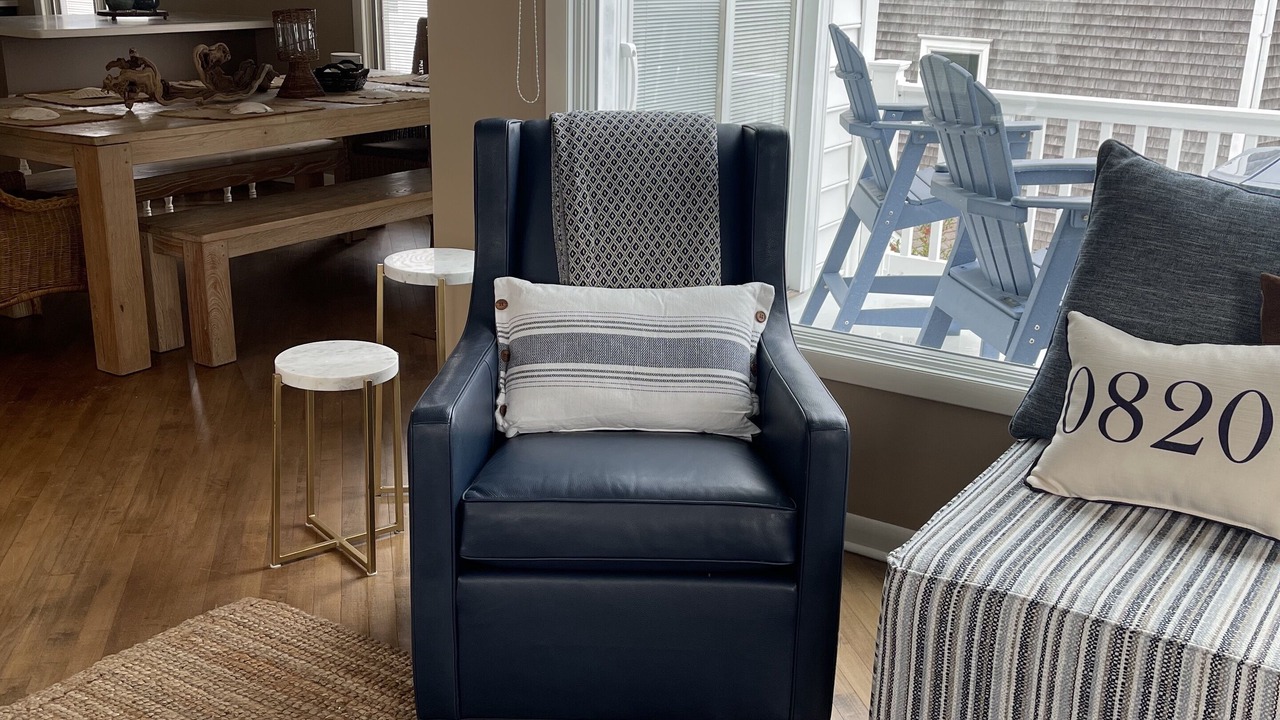 Photo of Livingroom in Admiral Estates