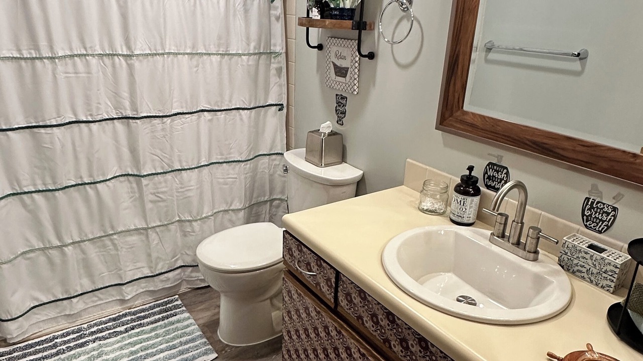 Photo of Bathroom in Port Clinton
