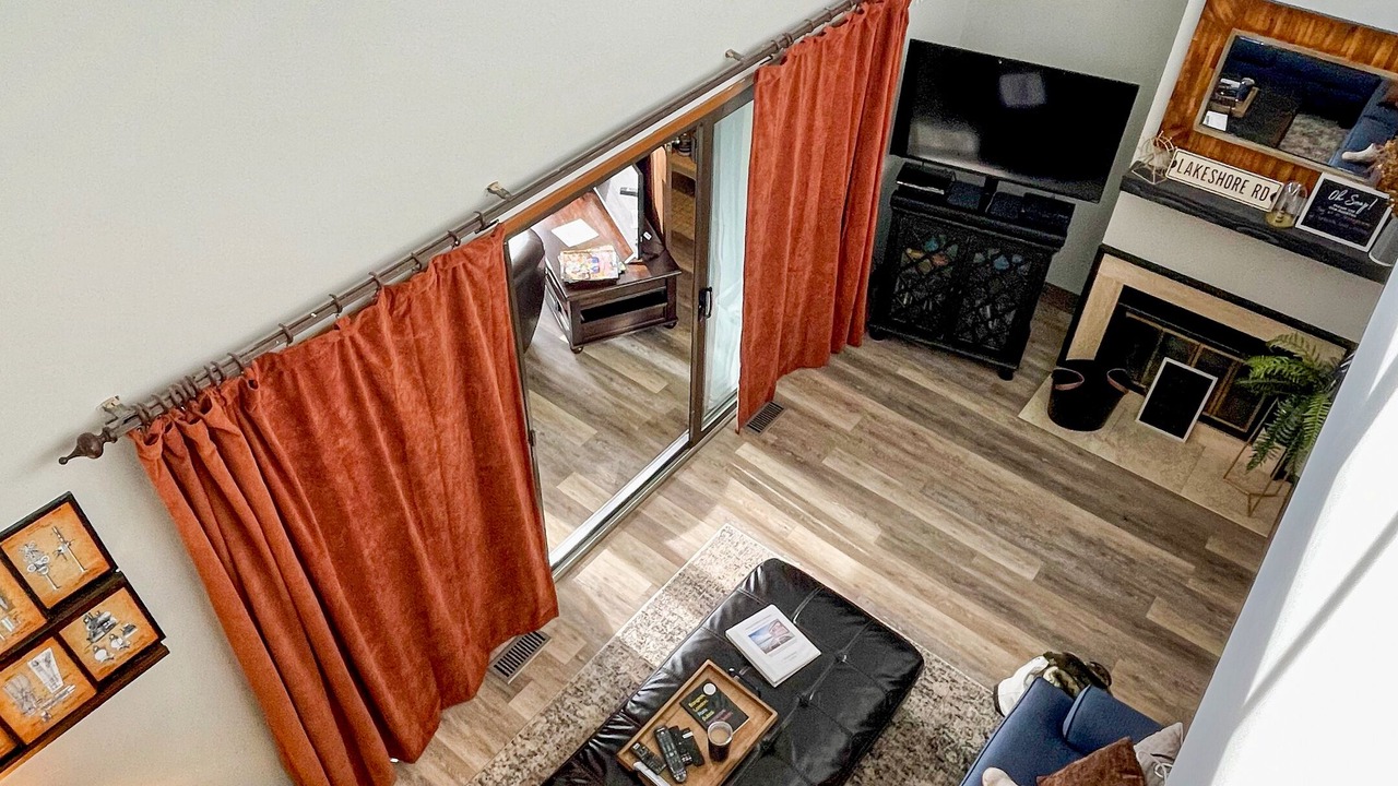 Photo of Livingroom in Port Clinton