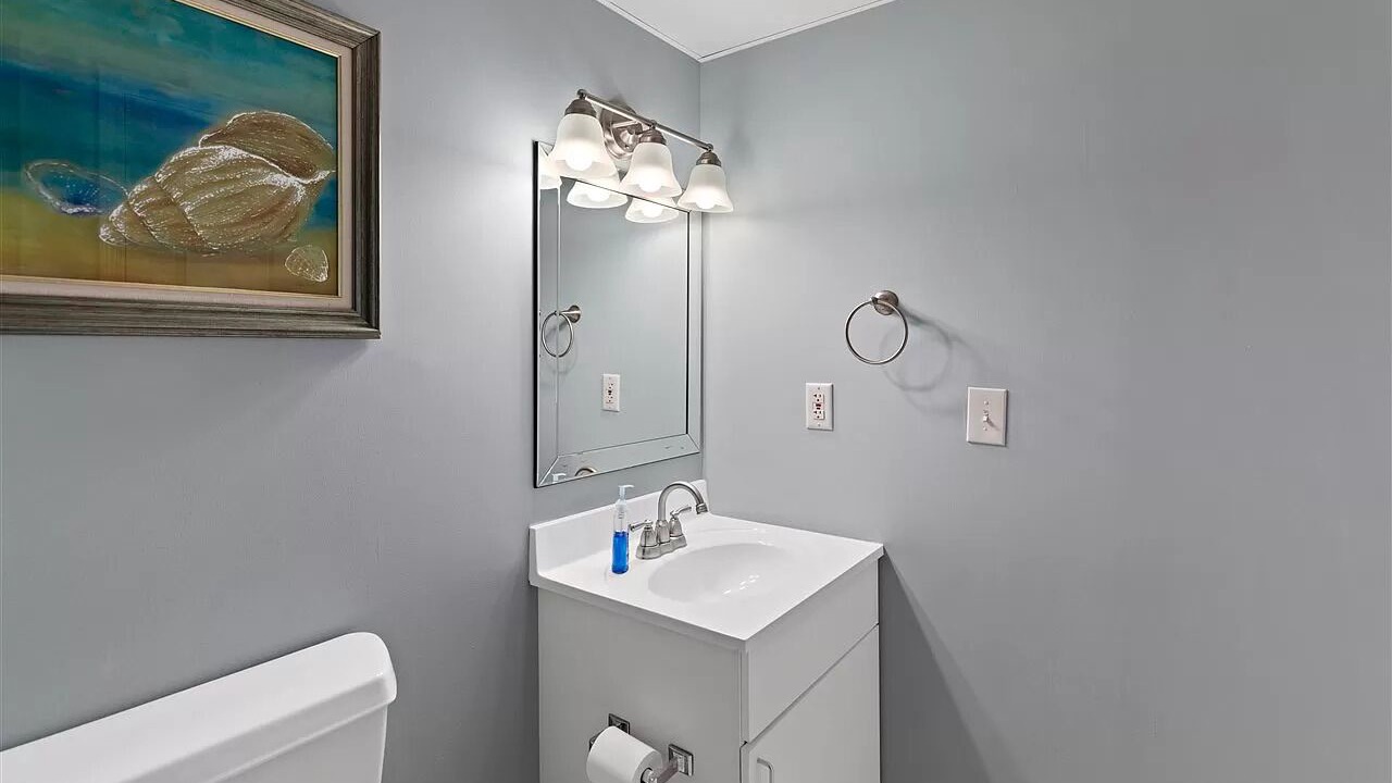 Photo of Bathroom in Diamond Beach