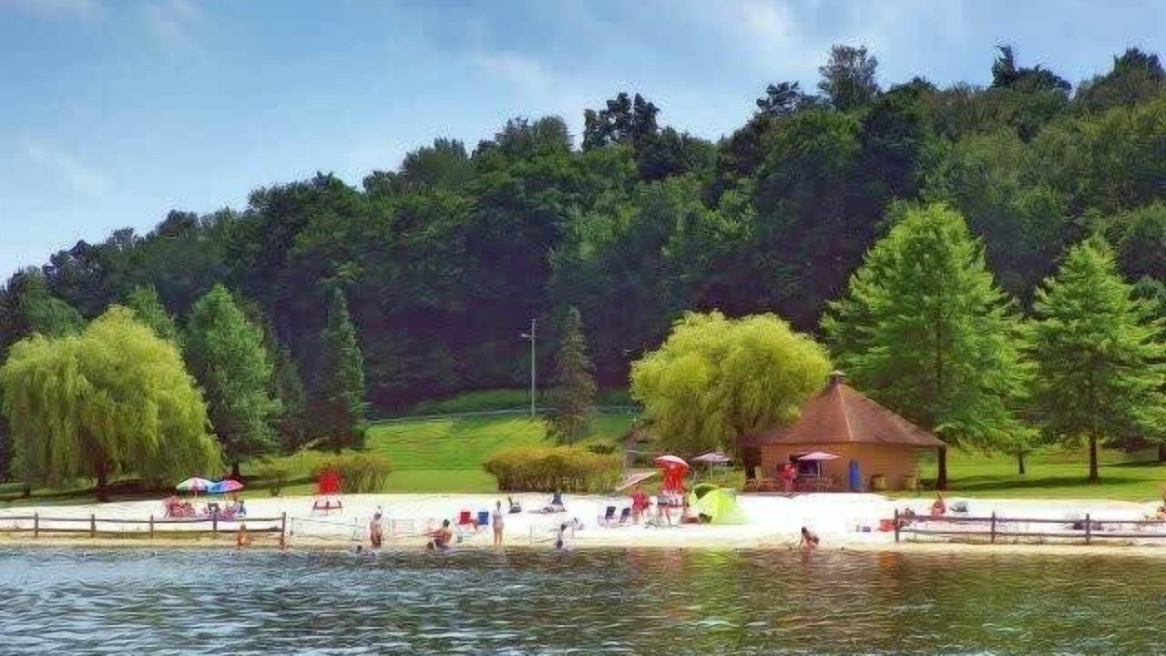 Photo of Others in Treasure Lake