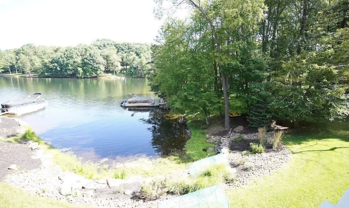 Photo of Others in Treasure Lake