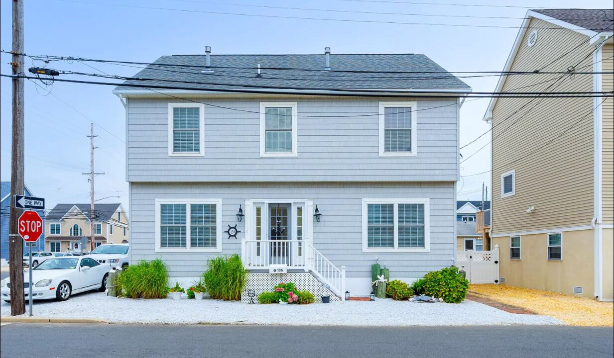 Photo of Bedroom in Lavallette