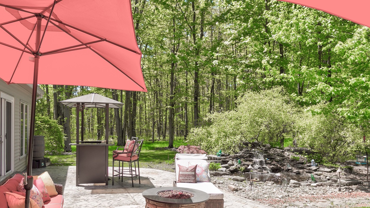 Photo of Patio Balcony in Austinburg