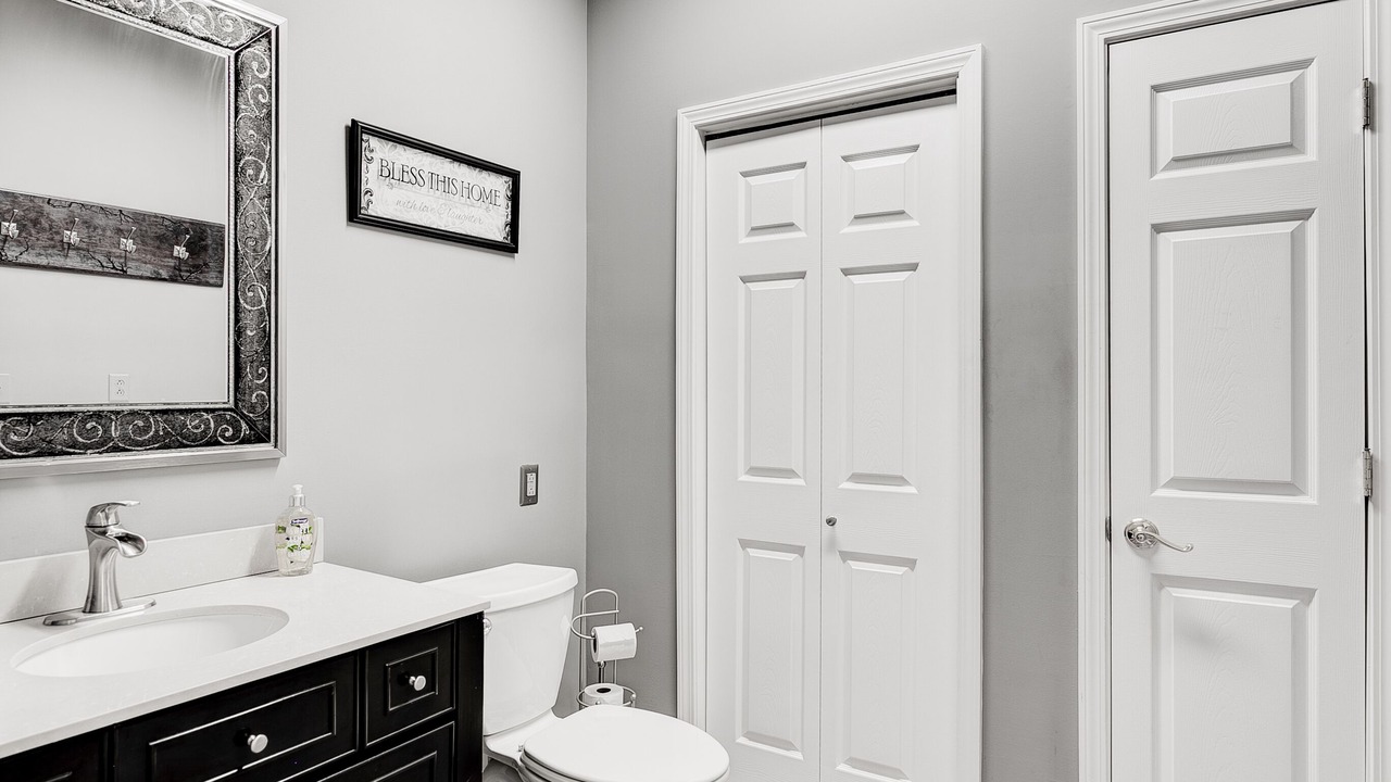 Photo of Bathroom in Austinburg