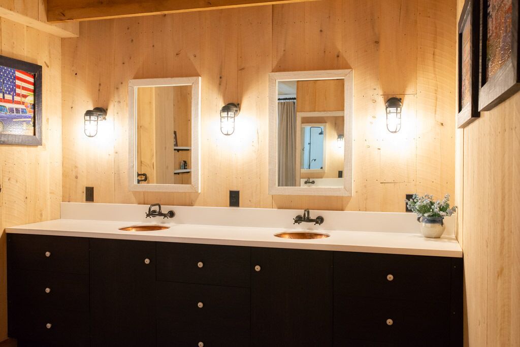 Photo of Bathroom in Sarver