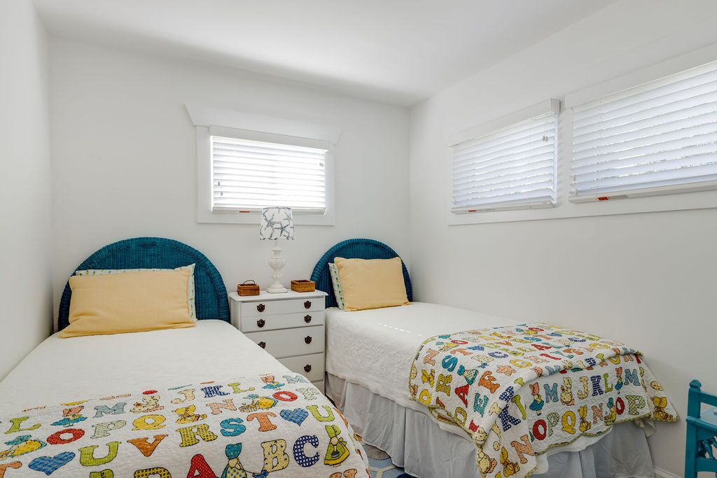 Photo of Bedroom in Deltaville