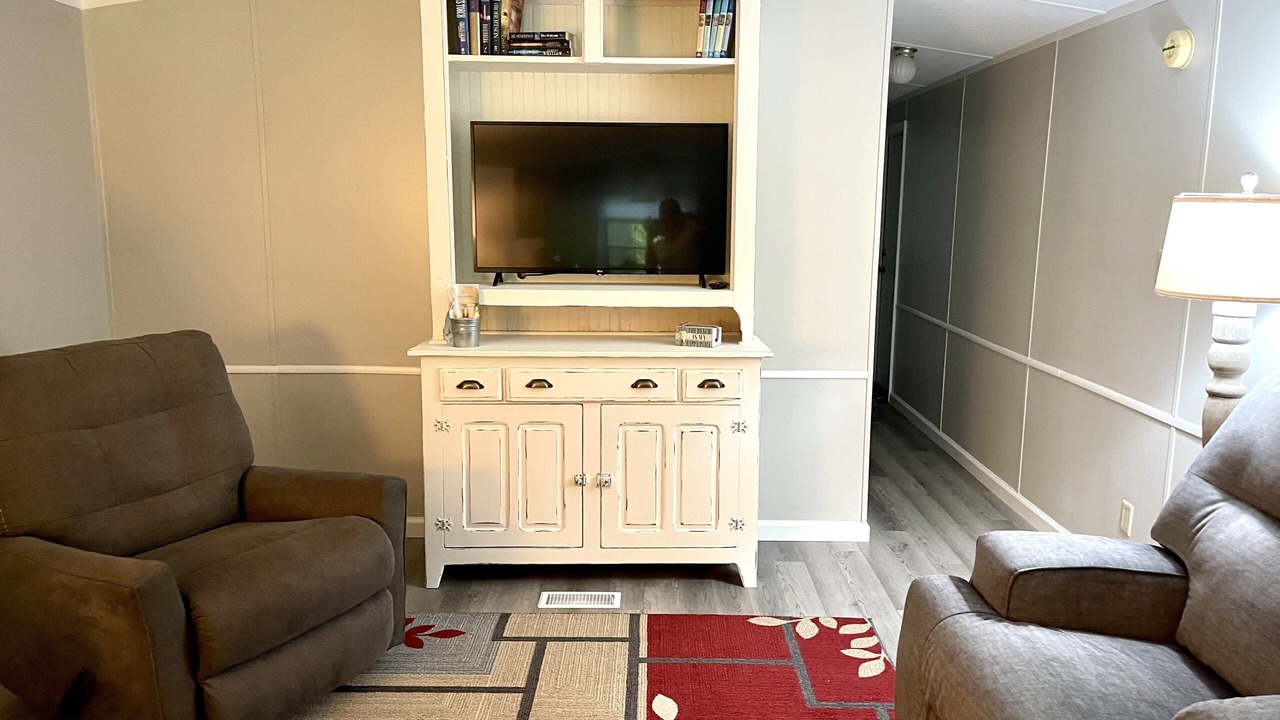 Photo of Livingroom in Greenwood