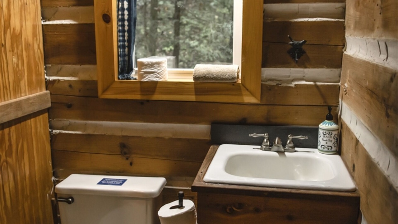 Photo of Bathroom in Stanton