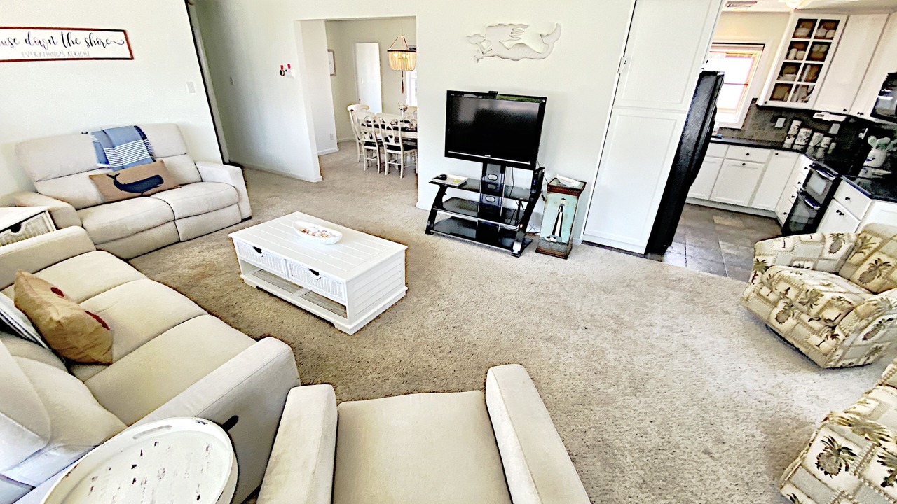 Photo of Livingroom in A-Zone