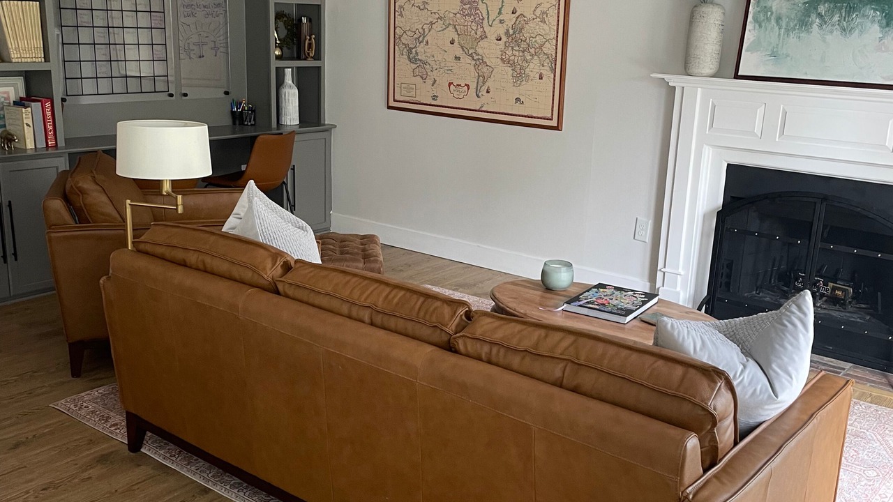 Photo of Livingroom in Boalsburg