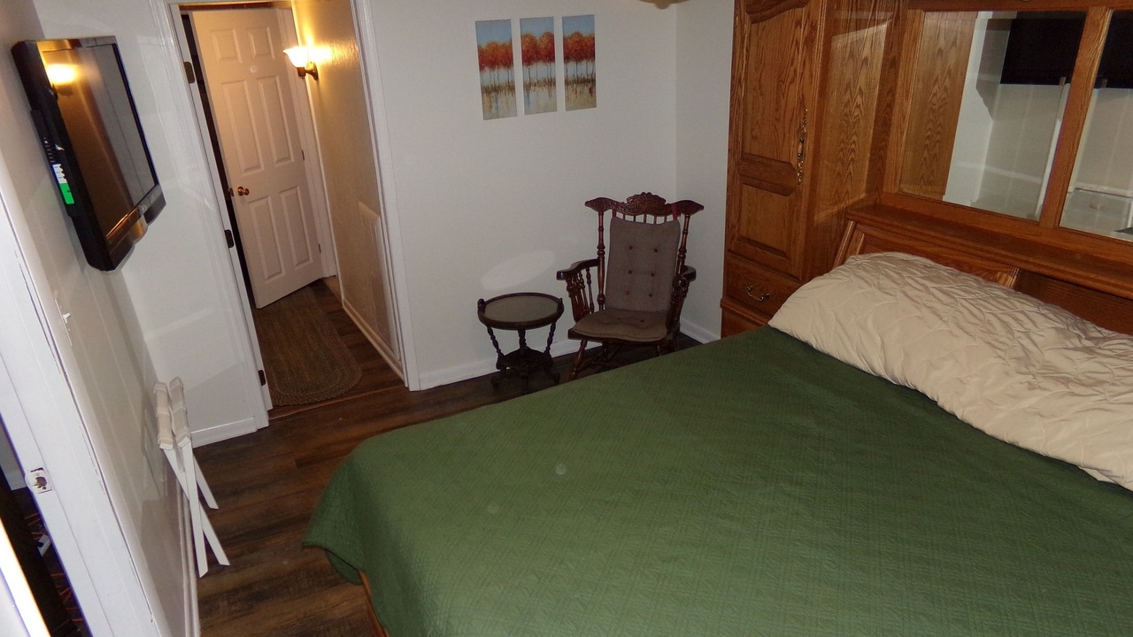 Photo of Bedroom in Nelsonville