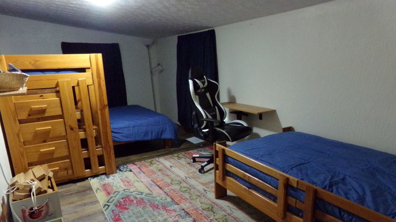 Photo of Bedroom in Nelsonville