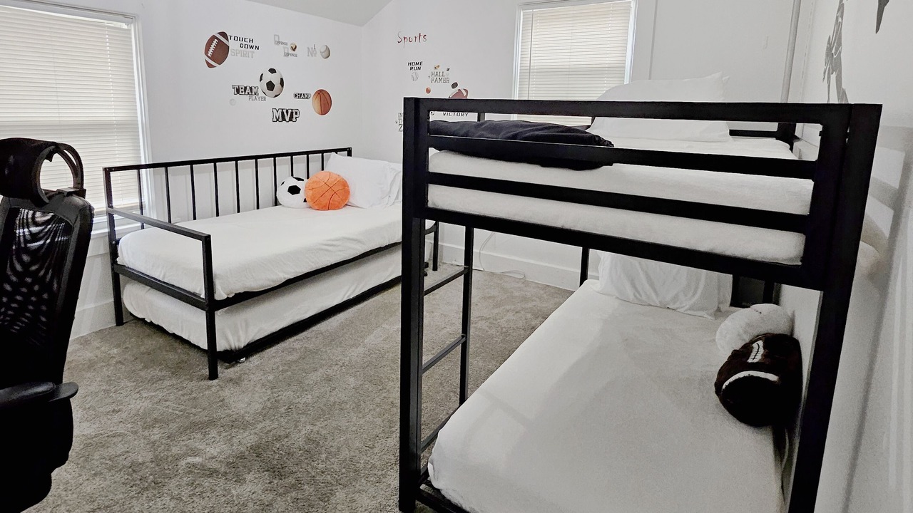 Photo of Bedroom in Sandusky