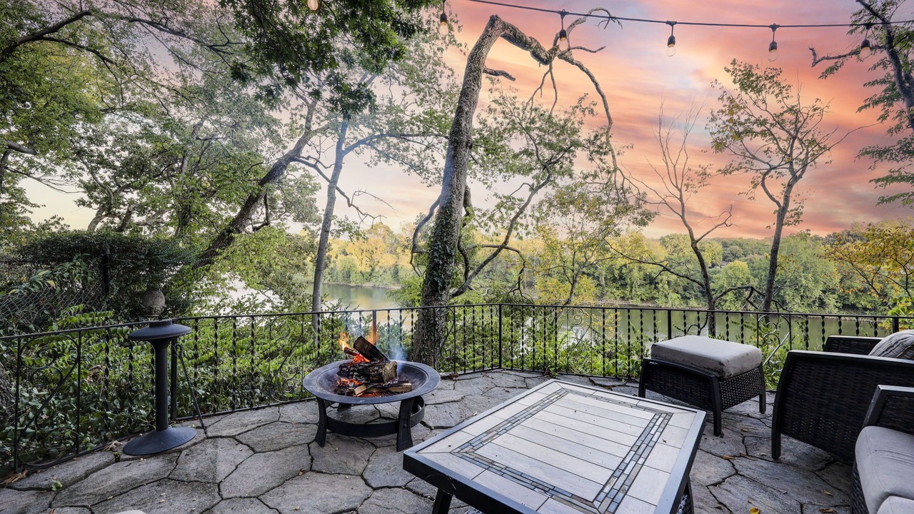 Photo of Outdoor in Madison