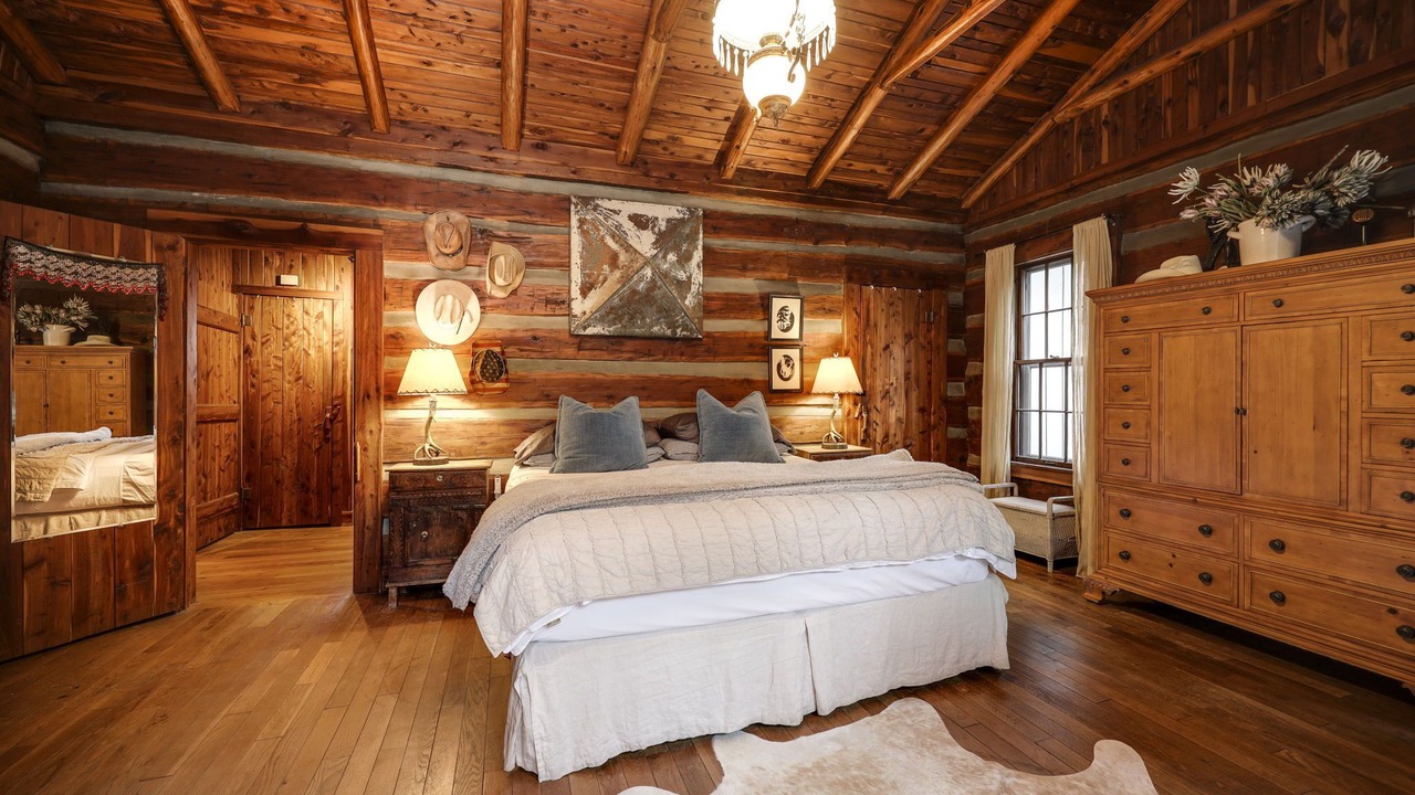 Photo of Bedroom in Madison