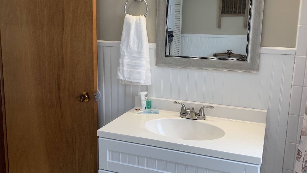 Photo of Bathroom in New Market