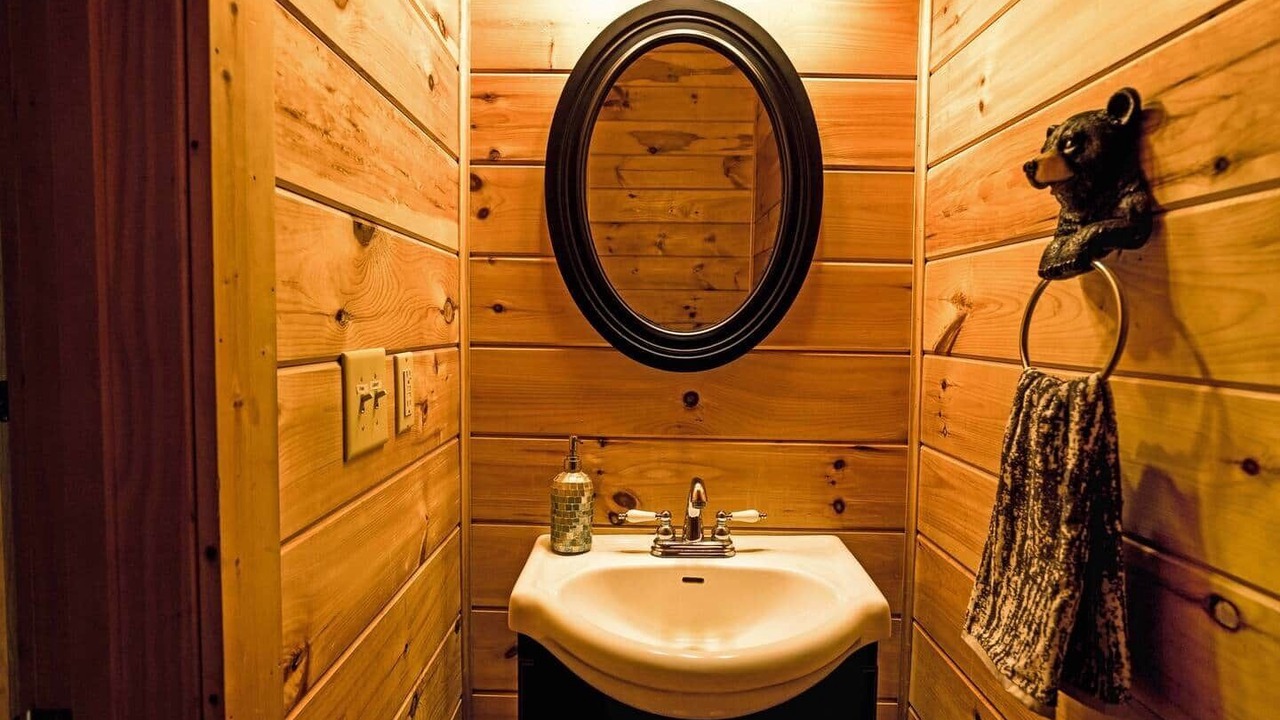 Photo of Bathroom in Ellijay
